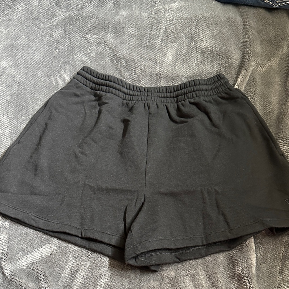 Classic Black Women's Lounge Shorts Victoria secrets size medium nwt